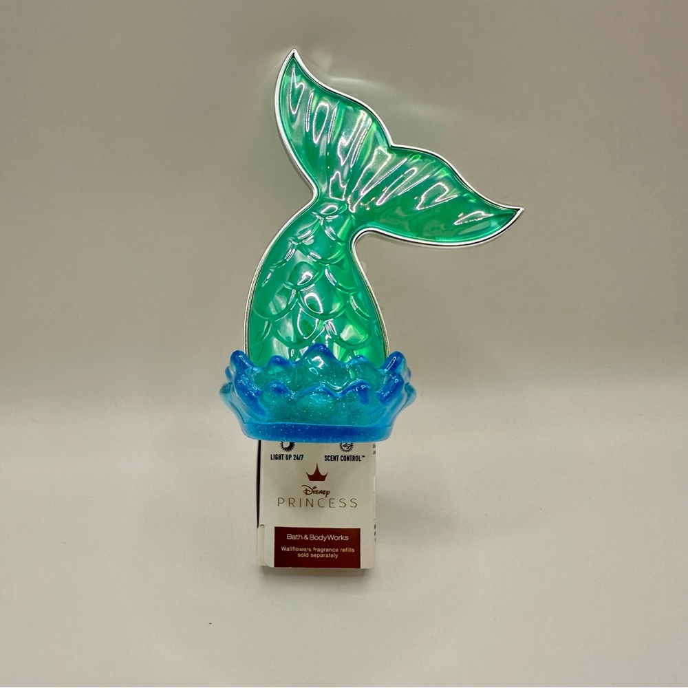 BATH & BODY WORKS DISNEY ARIEL SCENT CONTROL LIGHT UP WALLFLOWER PLUG NEW